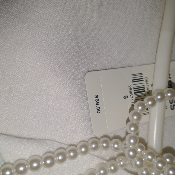 NWT Womans Express bundle - Picture 4 of 7